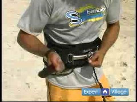 Kiteboarding Lessons for Beginners : How to Use & Wear Your Kiteboarding Harness