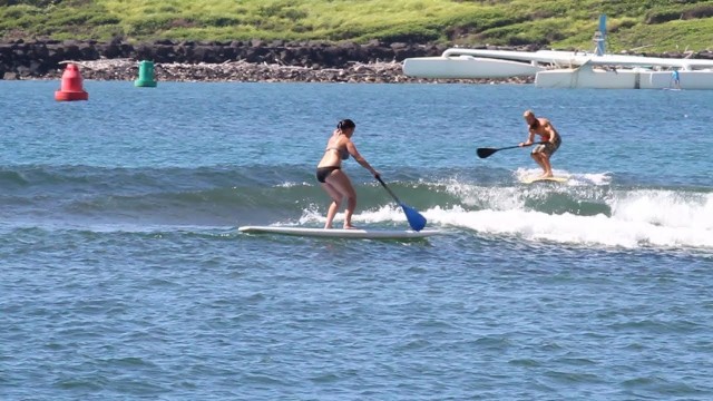 Paddle surfing fails in Maui, Hawaii