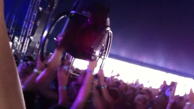 Guy falling out of wheelchair while crowd surfing FAIL