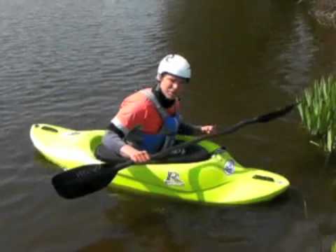 Kayak for beginners – Posture on How To Surf a Wave (Part 1)
