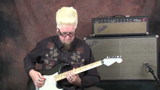 Learn Surf Guitar easy and fun fast picking riff ideas lesson on Fender Custom Shop Stratocaster
