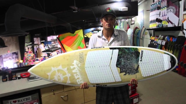 2014 Slingshot Celeritas Kite Surfboard Review