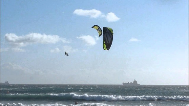 Red Bull King of the Air Kite Surfing Contest, Cape Town 2013 – Highest Kite Surfing Jumps ever