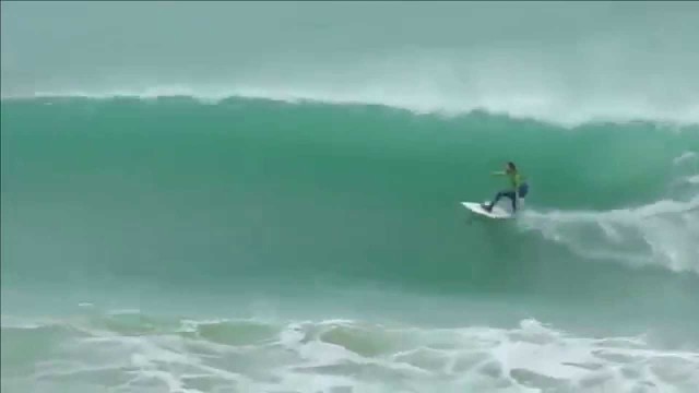 Surfing in Safi challenging huge waves | Morocco 2015,